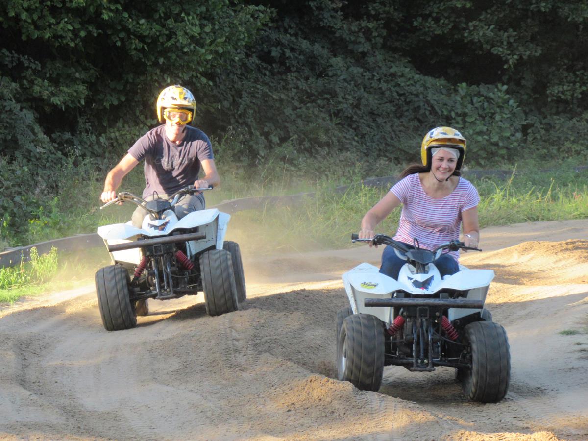 quad-rijden-teamuitje-twente