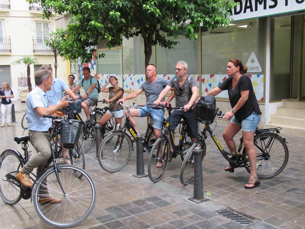 fietstour-gids-personeelsreis-valencia